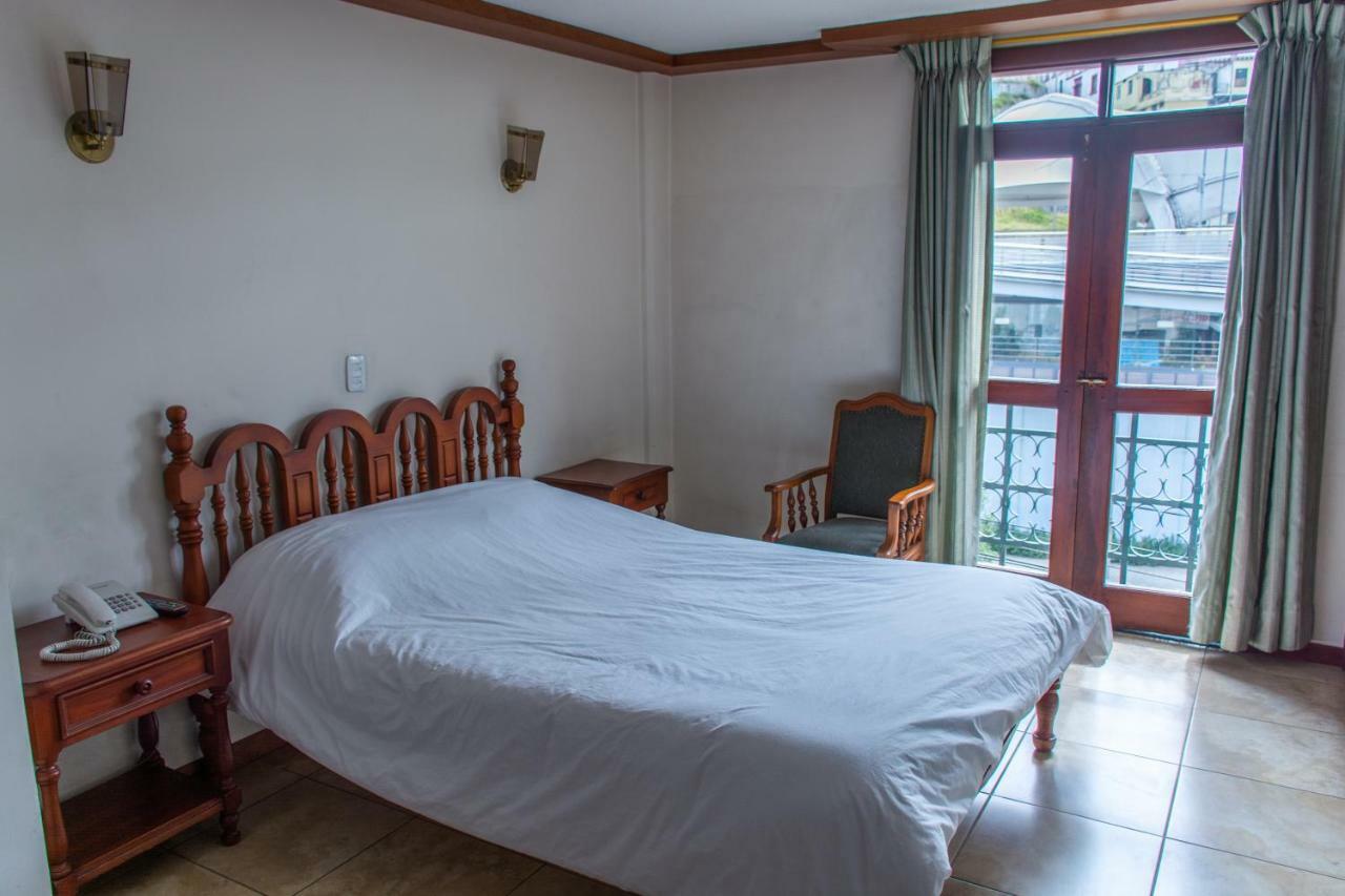 Hotel Cumanda Alfaro Eksteriør bilde